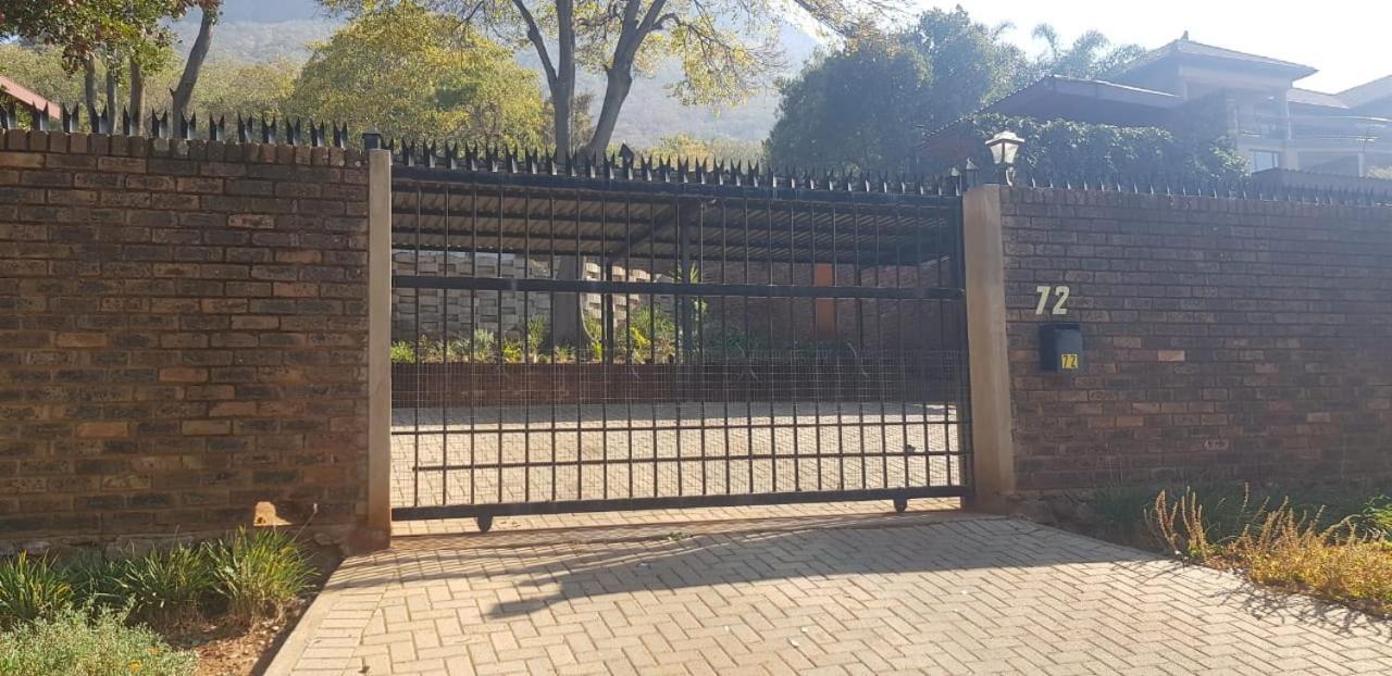 Mia Hills Guest House Hartbeespoort Exterior photo